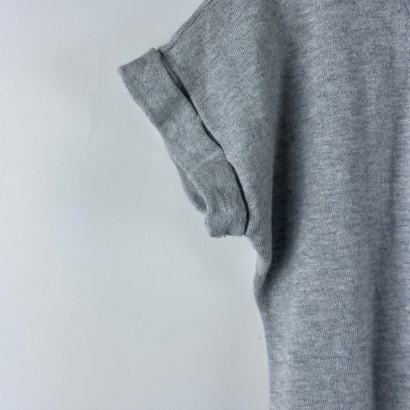 Women's Crew Neck Short Sleeve Knit Sweater Top - Picture 2 of 6